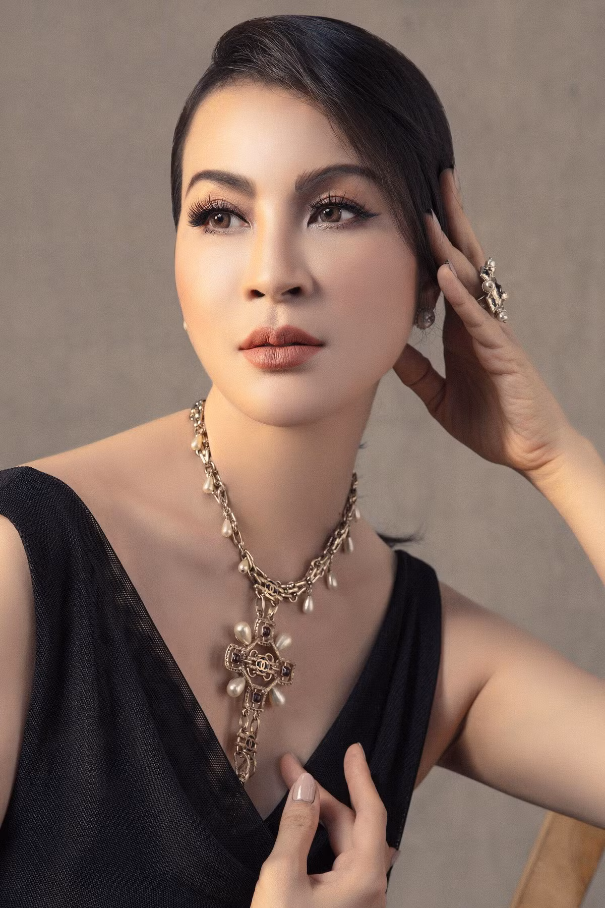 Hiện tại, công việc chính của Thanh Mai là điều hành một chuỗi thẩm mỹ viện lớn có chi nhánh trải dài khắp Việt Nam và tại nhiều nước châu Á. Sự nghiệp kinh doanh của cô cũng đạt nhiệt thành tựu ấn tượng. Ảnh sử dụng trong bài: FBNV