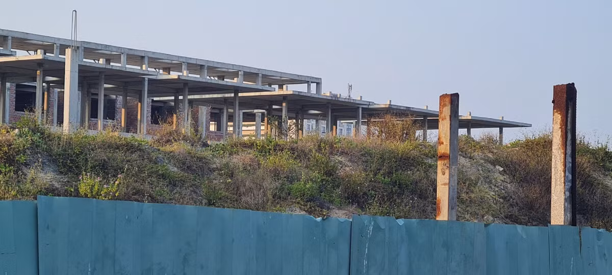 Doanh nghiệp lý giải việc kinh doanh gặp nhiều khó khăn do khung pháp lý chưa hoàn thiện, ảnh hưởng đến hoạt động khai thác và vận hành dự án.