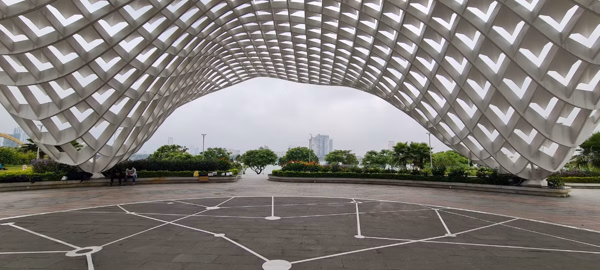 Phát biểu tại lễ khánh thành ngày 1/1/2022, Chủ tịch UBND TP. Đà Nẵng Lê Trung Chinh cho biết, Công viên APEC thể hiện tinh thần hội nhập quốc tế cùng khát vọng vươn xa của người dân Đà Nẵng.