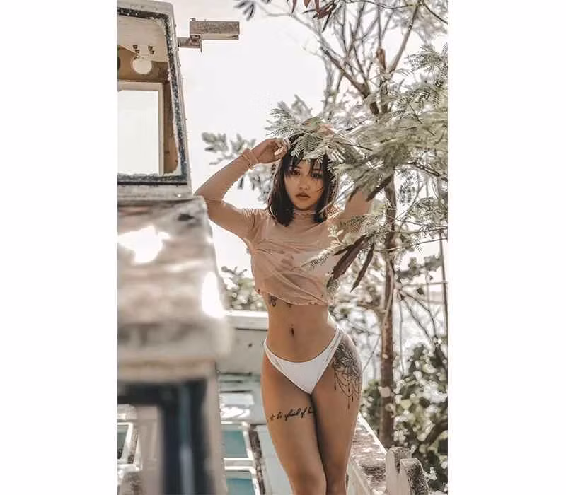 Ngoài ra, nhắc tên Song Yu Xin, nhiều cư dân mạng Trung Quốc còn không khỏi ấn tượng bởi loạt hình xăm vô cùng độc đáo mà cô nàng sở hữu.