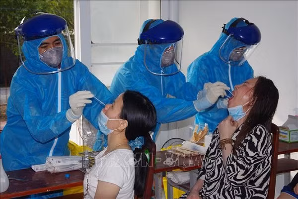 Sáng 10/4, Việt Nam không có thêm ca mắc mới COVID-19 Sang 10/4, Viet Nam khong co them ca mac moi COVID-19