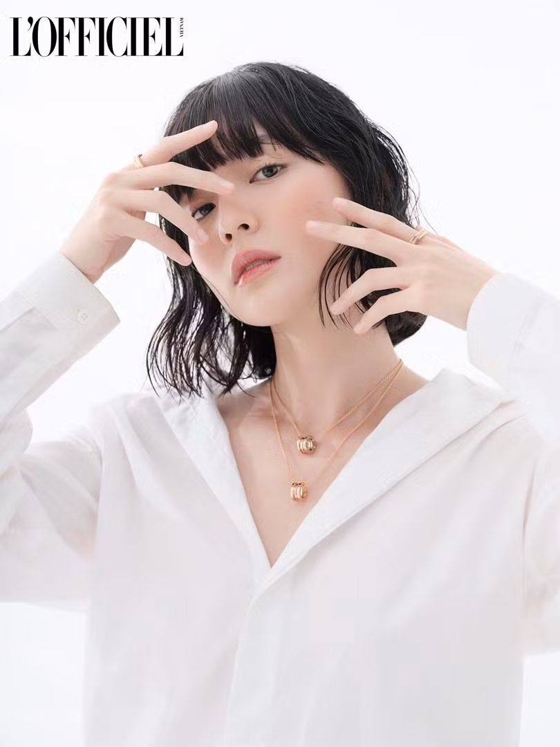 Gần đây Hải Tú tích cực khoe ảnh lên mạng xã hội nhiều hơn trước. Bên cạnh đó, "gà cưng" của Sơn Tùng còn ẩn ý rằng cô sắp tái xuất showbiz trong năm 2022 này.