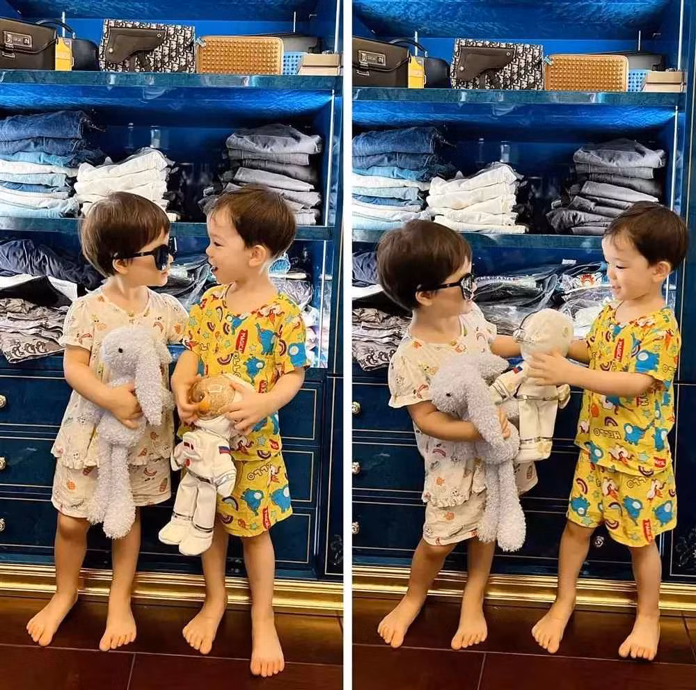 Ngoài tủ giày không đếm xuể, nam doanh nhân sinh năm 1989 còn từng để lộ tủ quần áo, túi xách đắt đỏ,...