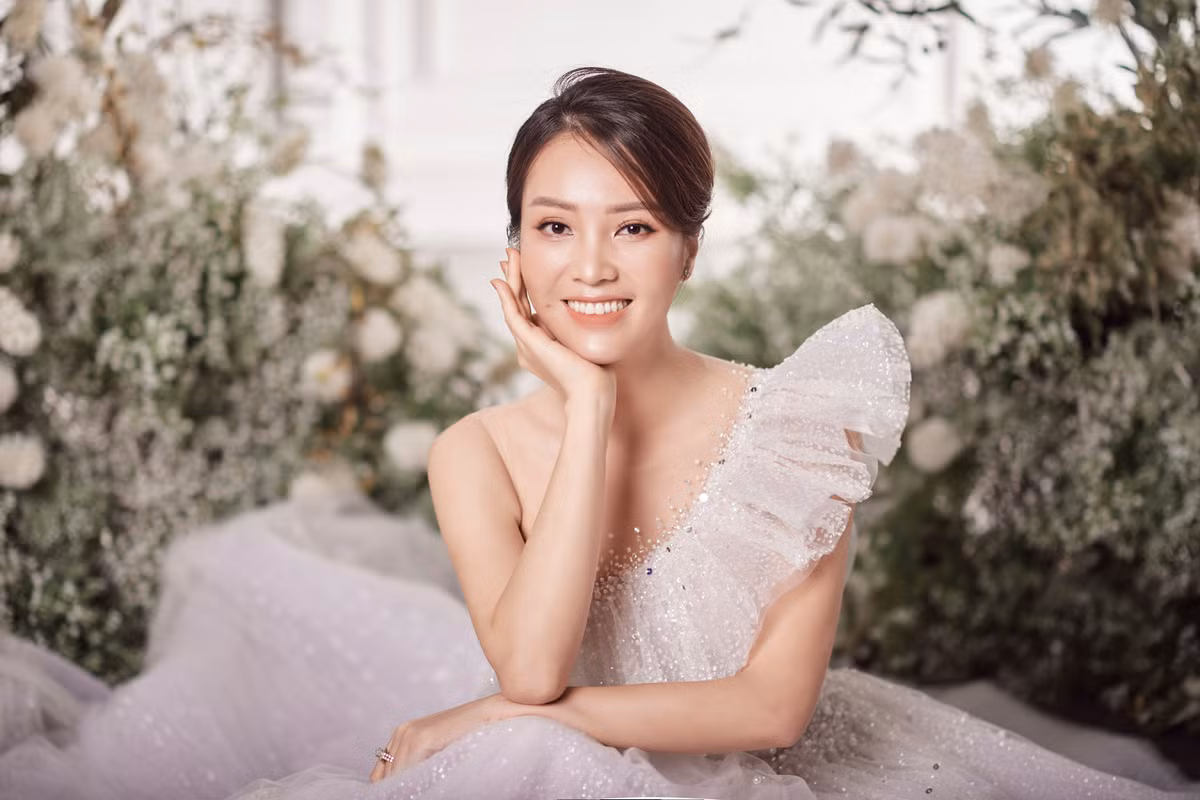 Trong vai trò mới, Á hậu Thụy Vân nói: "Tôi rất bất ngờ và xúc động khi nhận được nhiều tin nhắn của khán giả gửi về sau khi họ thấy tôi quay trở lại sóng. Nhiều người còn “trách yêu” sao tôi vắng mắt lâu thế, để họ phải đợi chờ…Qua đấy, tôi hiểu tình cảm của khán giả dành cho mình nhiều như thế nào. Chính vì thế, tôi sẽ không phụ lòng khán giả và cố gắng nhiều hơn. Nhân đây, tôi muốn gửi lời cảm ơn chân thành nhất đến với khán giả đã luôn ủng hộ tôi trong suốt thời gian qua".