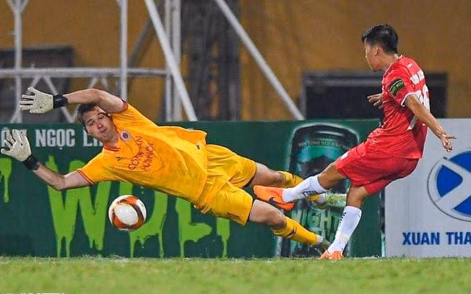 Thời gian qua, Filip Nguyễn đã hòa nhập nhanh với lối sống tại Việt Nam cũng như CLB Công an Hà Nội.
