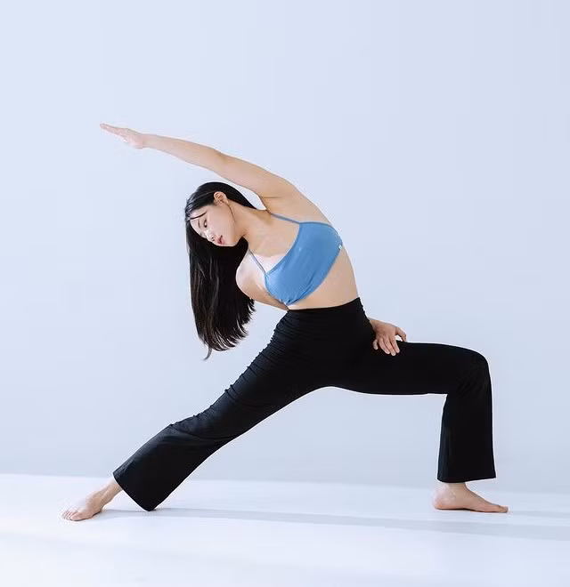 Từ nhiều năm qua, Boram kết thân với nhiều bộ môn như gym, yoga, chạy bộ, bơi lội,...