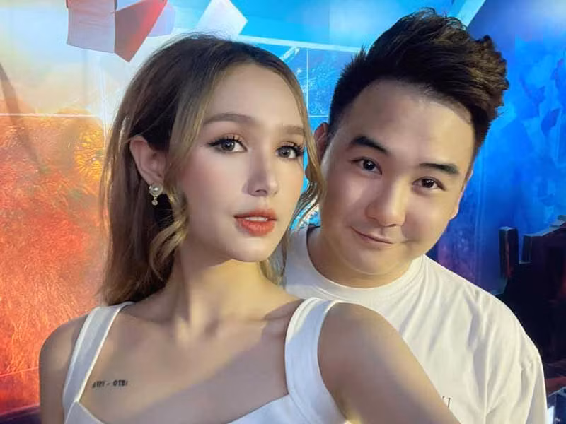 Ngay cả những câu hỏi tế nhị liên quan đến chuyện tình yêu, gia đình hay mới đây là chuyện có em bé cũng được Xoài Non giải đáp vô cùng tận tình.