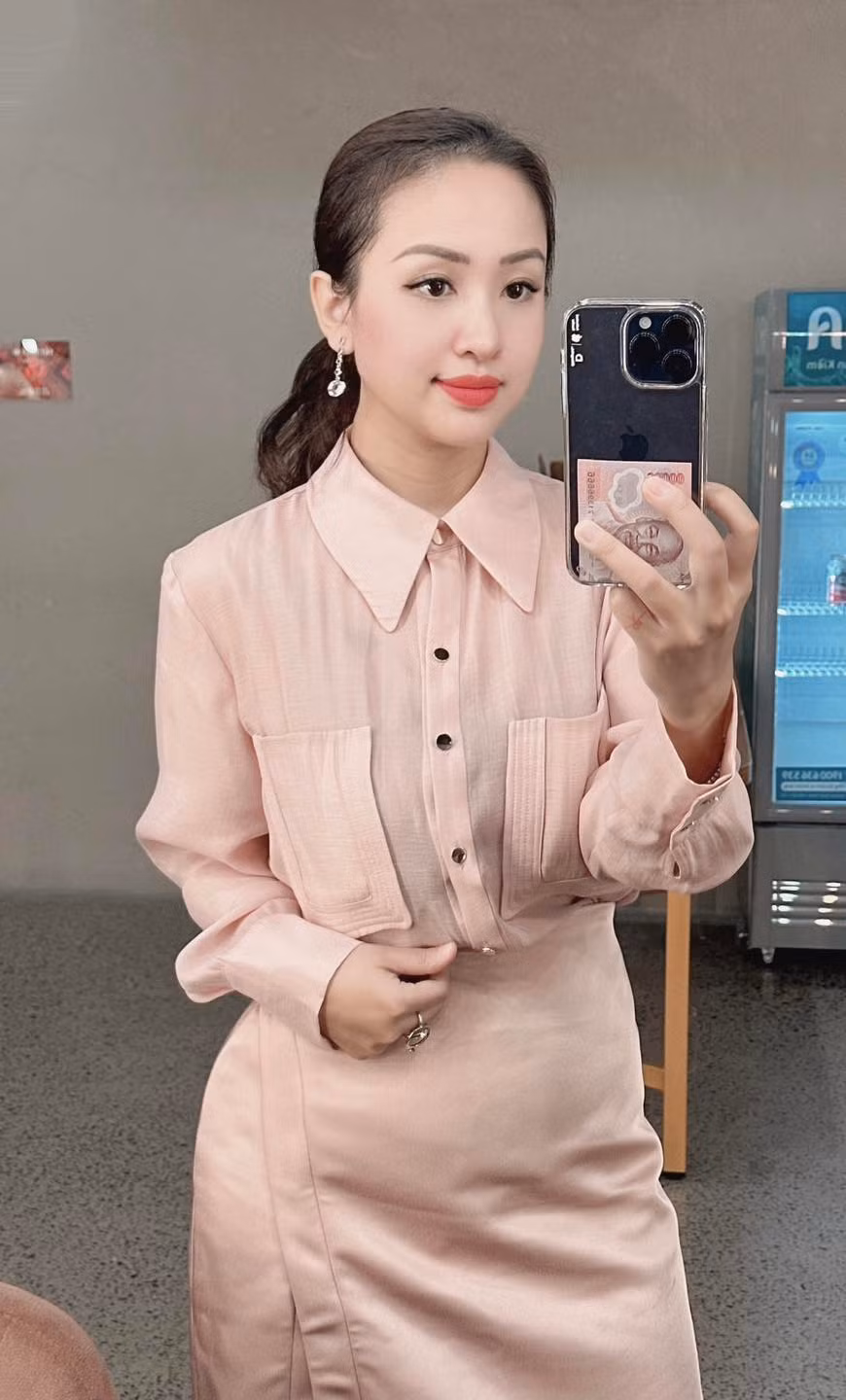 Thanh Vân từng là một ho tgirl đình đám của Hà thành và được nhiều người yêu mến trong vai trò MC và người mẫu ảnh. Cô tỏ ra khá đa tài khi hoạt động với vai trò MC, diễn viên và gần đây là lĩnh vực âm nhạc.