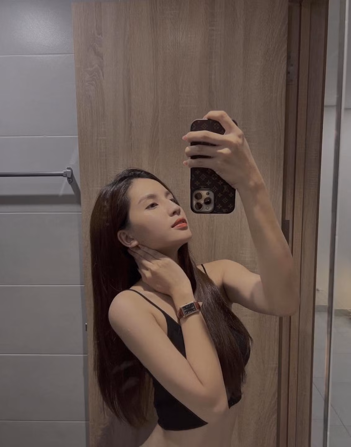 Thiên An cũng có nhiều thời gian chăm chút cho sắc vóc của bản thân hơn sau khi bé Sol đã cứng cáp.