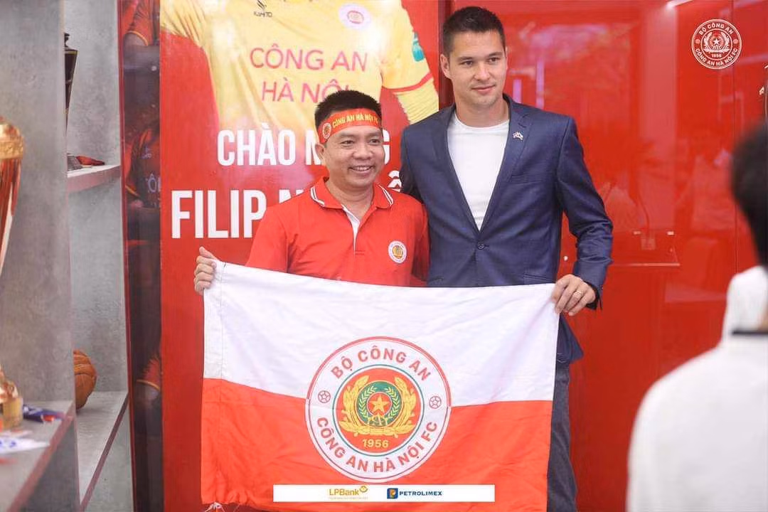 Filip Nguyen tin tuong vao nhan duyen khi ki hop voi CLB CAHN-Hinh-2