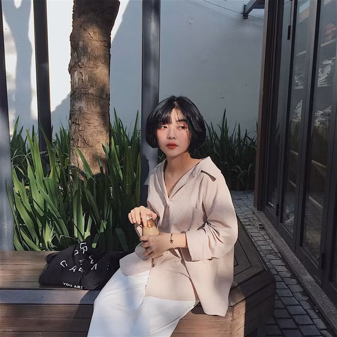 Từ "girl bánh bèo" tới cô nàng cá tính, Gia Nghi đều nhập vai xuất sắc. Dù chỉ cao 1m50 nhưng tất cả đều không có nghĩa lý với nhan sắc trời phú cho cô bạn.