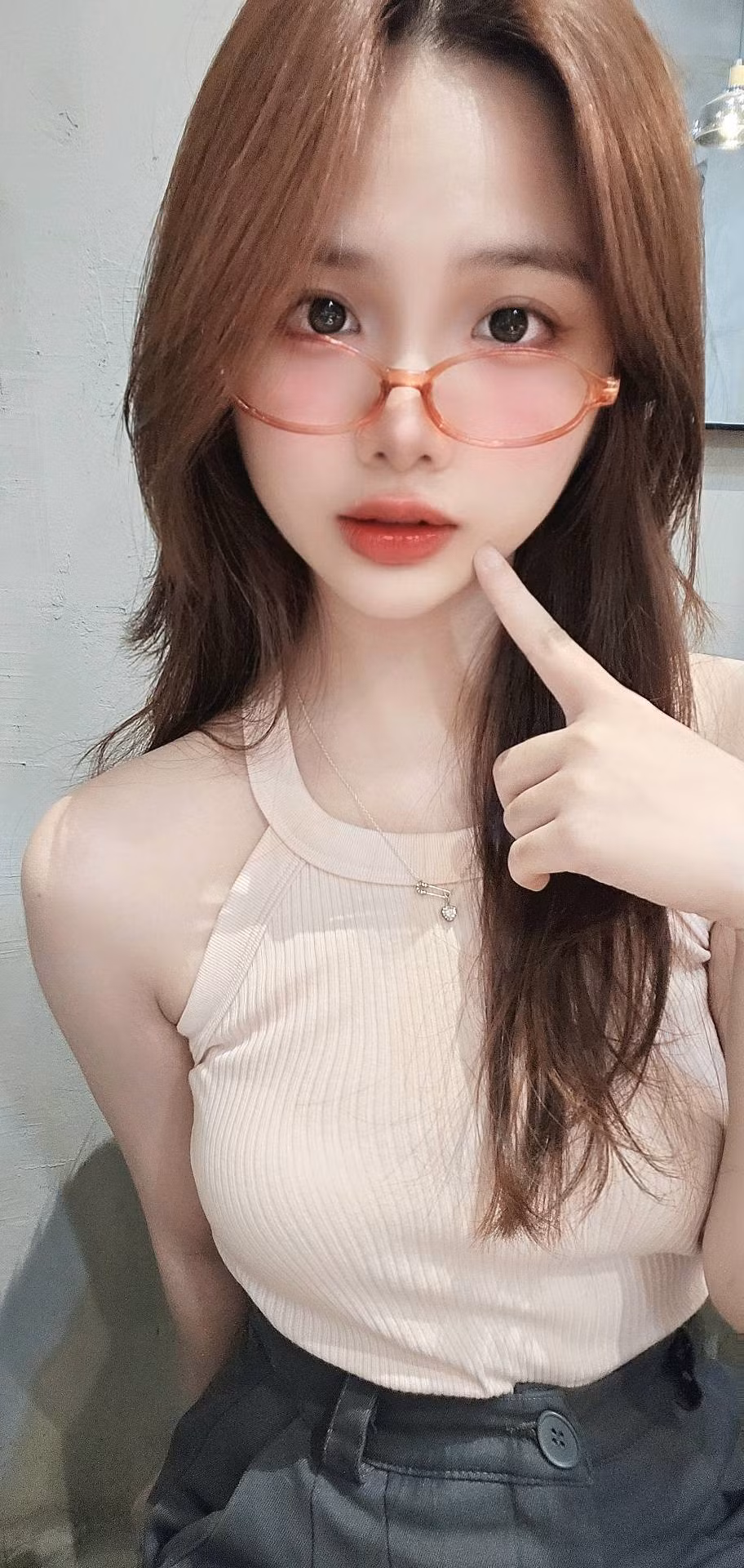 Điển hình như vừa rồi, hot girl đã lựa chọn hoá thân thành Ai Hoshino trong bộ manga Oshi no Ko.