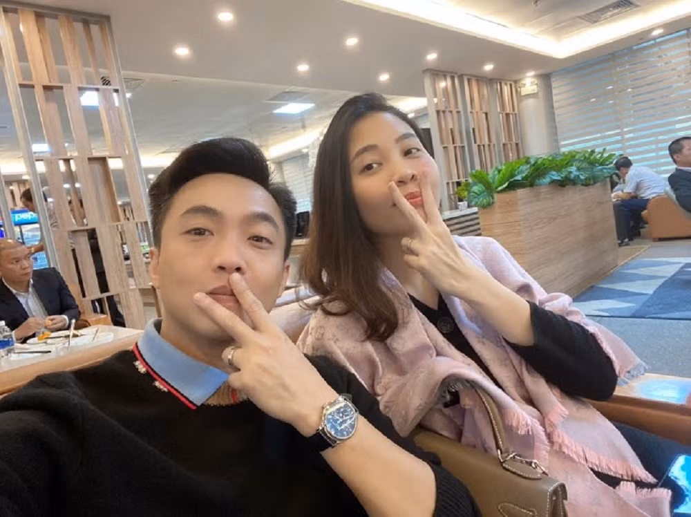 Dam Thu Trang de lo vong 2 lum lum giua tin don mang thai