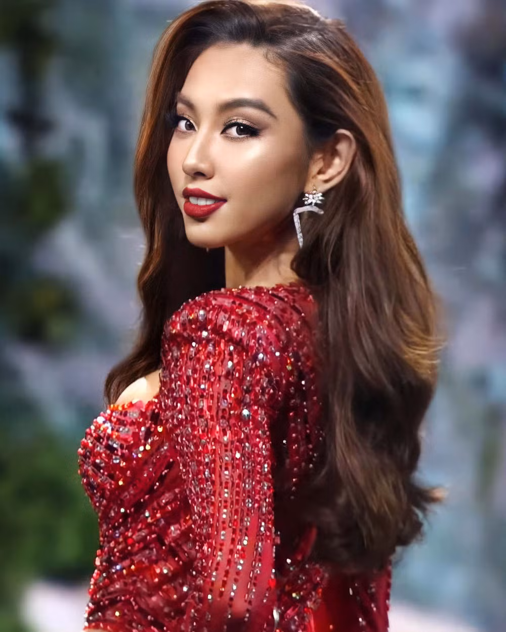 Trước khi đăng quang Nguyễn Thúc Thuỳ Tiên cũng có hàng "tá" thành tích đáng nể trên đấu trường sắc đẹp.