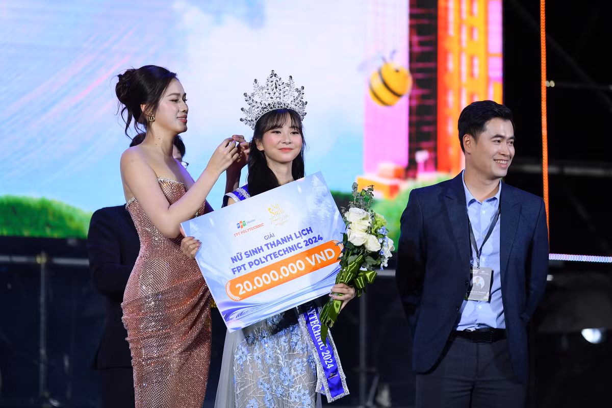 “Anh trai” SOOBIN va MONO khuynh dao dai nhac hoi chao tan sinh vien-Hinh-8