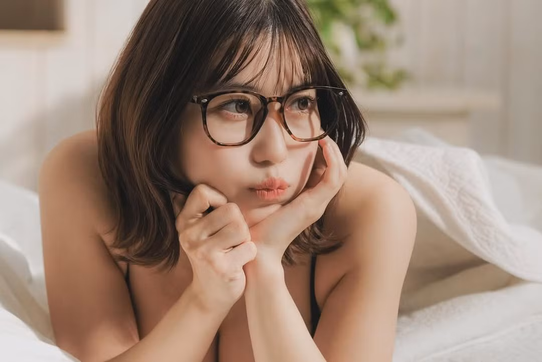 Thế nhưng đi kèm với lượng fan đông đảo, Iori cũng có không ít anti-fan, những người thường xuyên để lại các bình luận khiếm nhã.