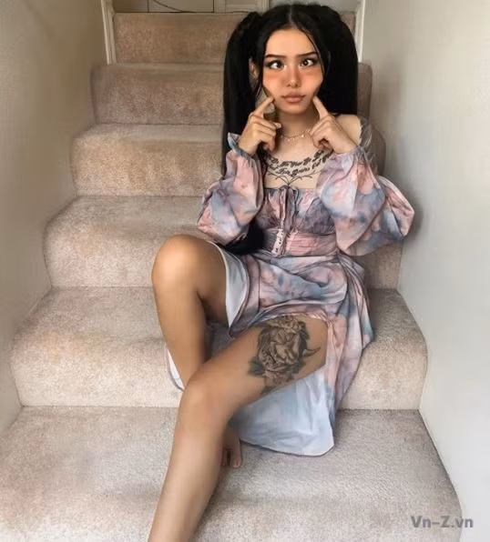 Trước đó, Addison Rae - TikTok đình đám thứ 3 thế giới cũng đã bị khoá tài khoản của mình do vi phạm tiêu chuẩn cộng đồng với các video có nội dung phân biệt chủng tộc, nhạy cảm...