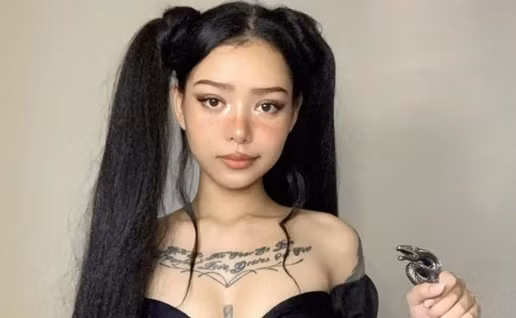 Thậm chí, Bella đang nắm giữ kỷ lục khi là người sở hữu video có nhiều lượt thích nhất trên kênh TikTok với hơn 50 triệu lượt thích.