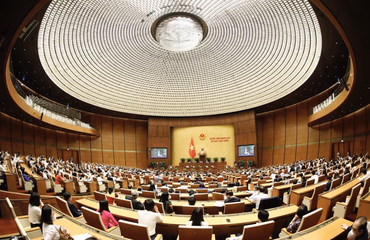 Ngay 22/7, Quoc hoi thao luan danh gia ket qua thuc hien ke hoach phat trien kinh te - xa hoi nam 2021