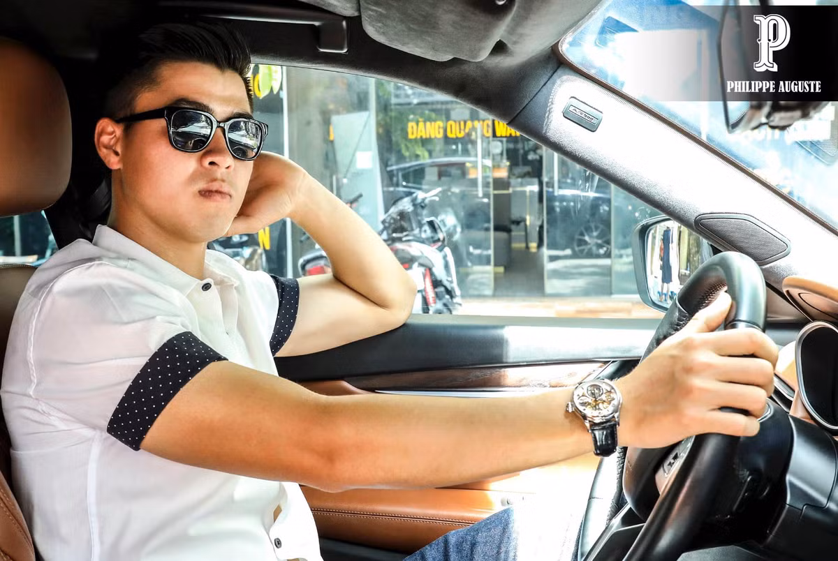 Ở phần bình luận bài đăng, rất nhiều người yêu mến hy vọng chân sút gốc Hà Nội sẽ nhanh chóng tìm lại được giấy tờ.