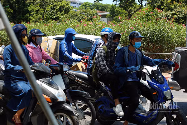 Du bao thoi tiet 12/8, Ha Noi ngay nang nong, chieu toi mua giong