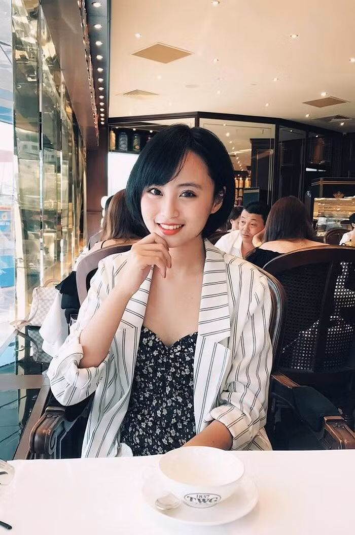 Sau thời gian yêu xa, Minh Nghi và Bomman quyết định ở gần nhau hơn khi chàng streamer quyết đinh Nam tiến để được ở cạnh người yêu và phát triển công việc ở một môi trường mới.