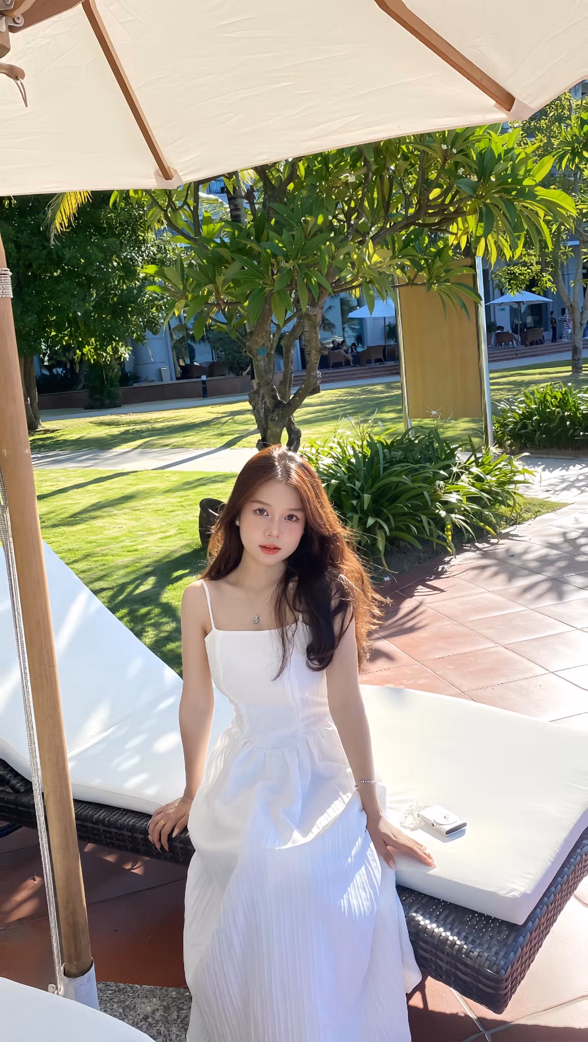Vẻ ngoài dễ thương, ưa nhìn của Thu Tranh nhanh chóng chiếm spotlight của các diễn đàn gái xinh trên MXH.