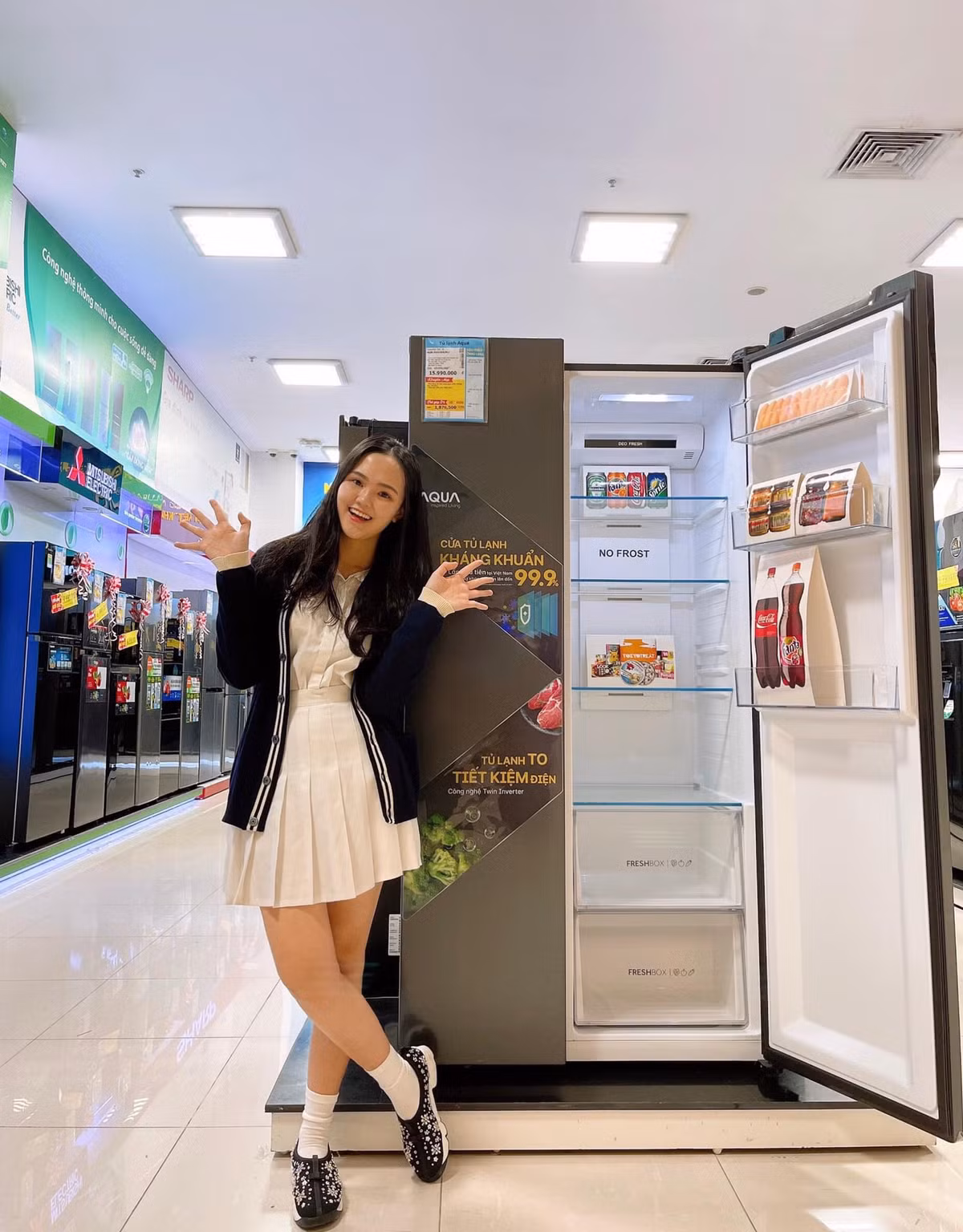 Nhiều lần trước, Quỳnh Anh đã nhiều lần gây ngạc nhiên đối với cư dân mạng qua những tấm hình của mình.