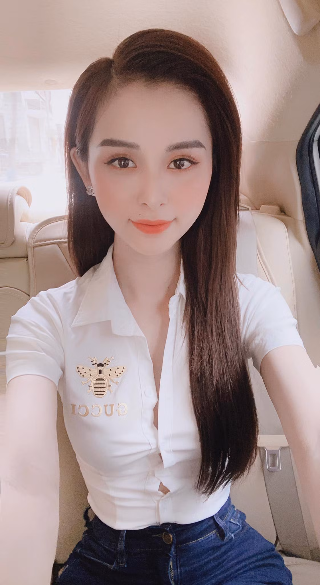 Tuy nhiên, bản thân Tường Vi cũng trải qua cả một quá trình để thay đổi.