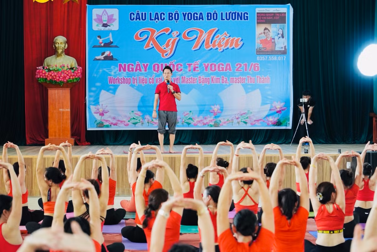 Với Đặng Kim Ba, thành công không chỉ đến từ việc nỗ lực không ngừng mà còn từ tâm huyết của một HLV Yoga thực thụ. Anh luôn tin tưởng rằng, nếu sẵn sàng cho đi những giá trị, thành quả sẽ tự đến.