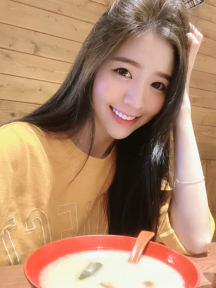 Đa phần các nội dung trên kênh của Kiki cũng chẳng phải là điều gì mới lạ, khi chủ yếu là so sánh, phân tích những nét bất đồng trong cuộc sống hoặc qua nhiều góc độ giữa con trai và con gái.