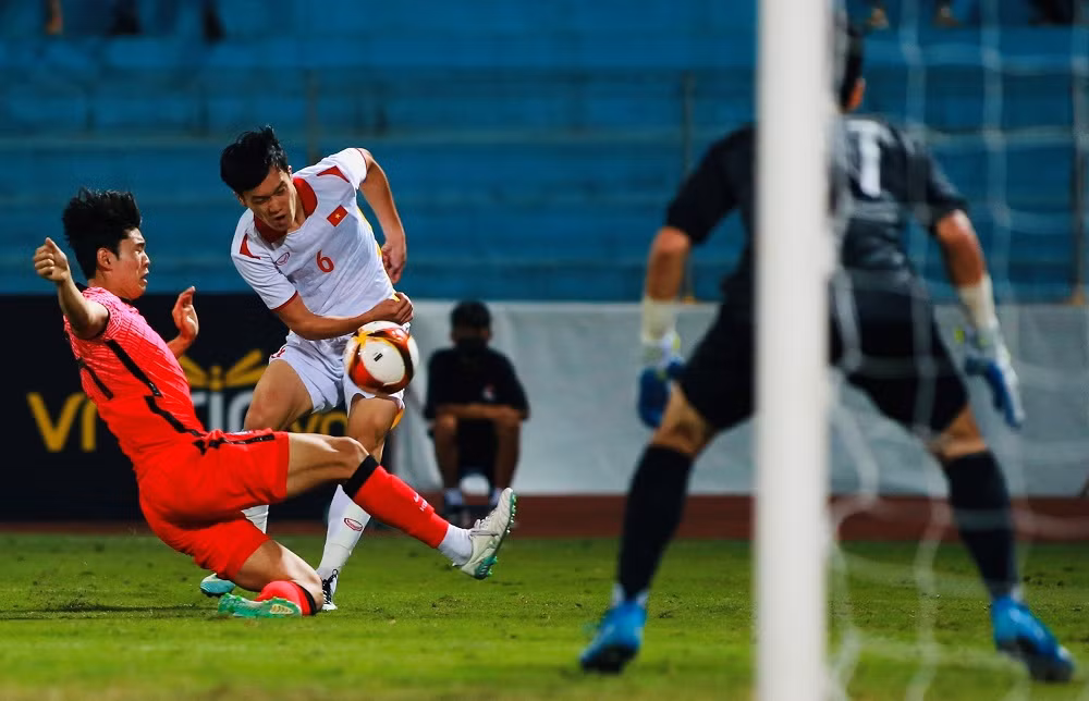 Thang nhe U20 Han Quoc, U23 Viet Nam con nhieu viec truoc SEA Games-Hinh-6