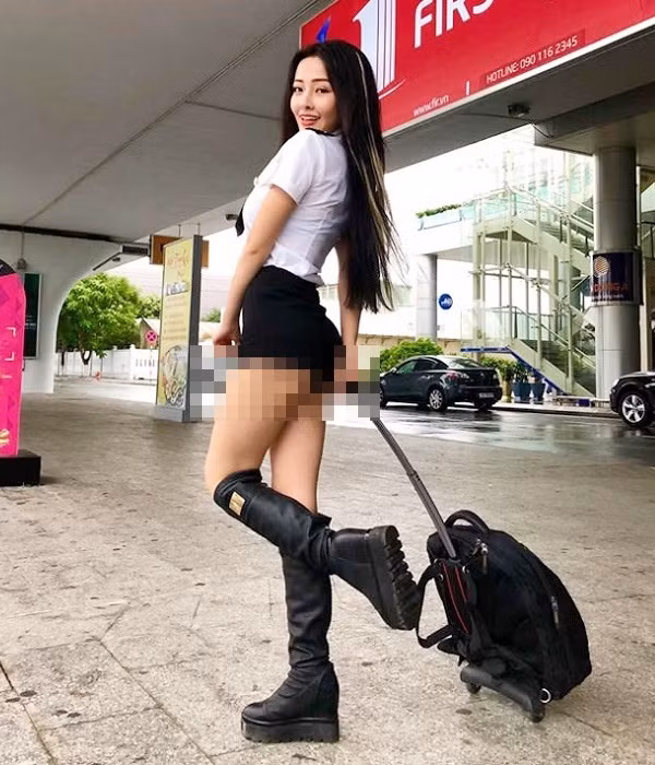 Hưởng ứng mốt quần ngắn 5 phân, thế nhưng Ngân 98 lại nhận cái kết đối lập các đàn chị.
