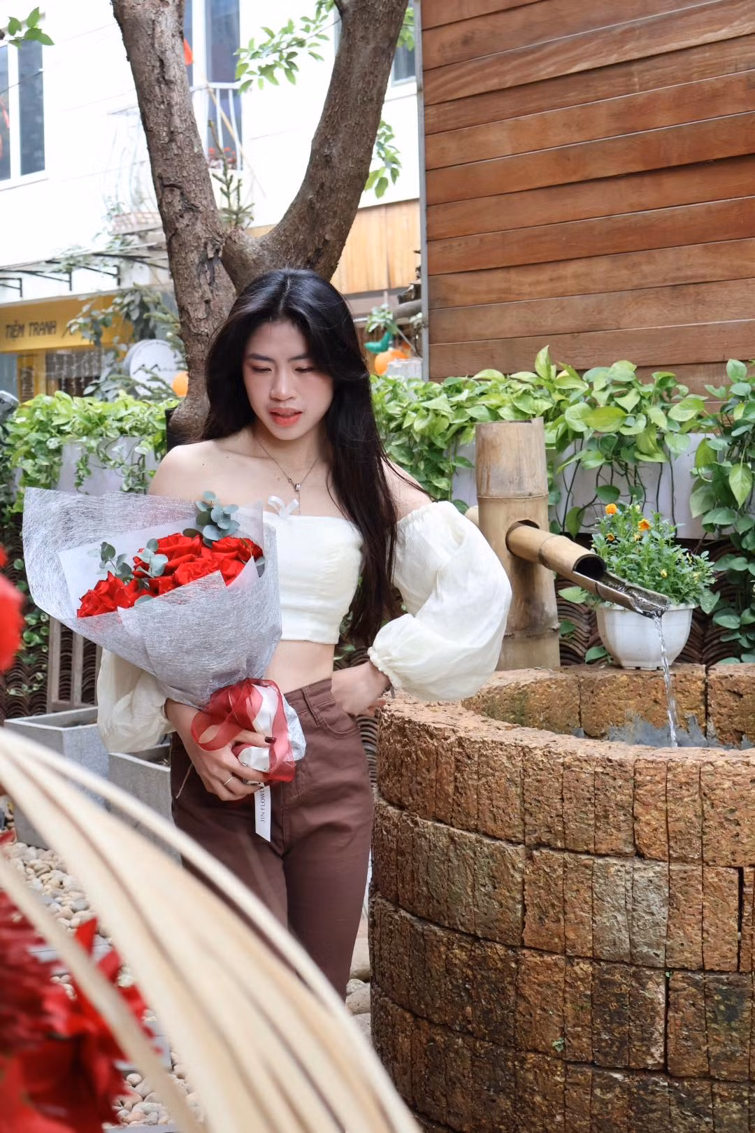 Điểm chung của hai cầu thủ là sở hữu tốc độ cực nhanh, Văn Toàn và Thanh Nhã cùng là cầu thủ chạy cánh và có biệt danh là “đứa con của thần gió” hay “cơn lốc đường biên”.
