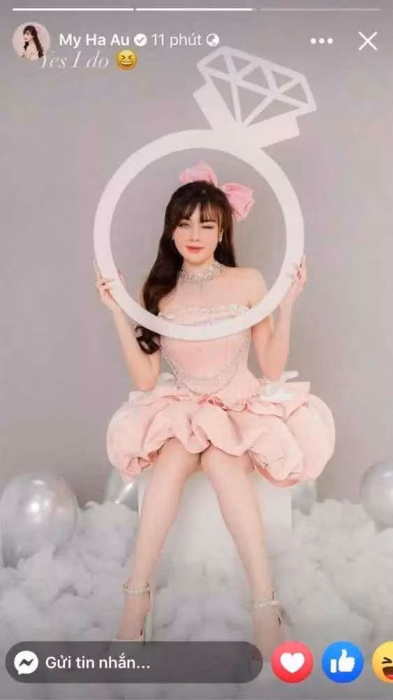 Nhưng gây chú ý hơn cả là việc chính chủ còn đính kèm câu nói: "Vâng, em đồng ý".