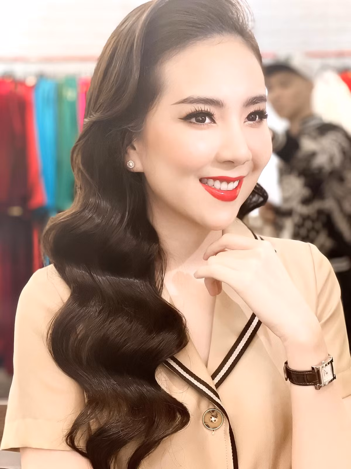 Thời gian qua Mai Ngọc gắn liền với vị trí MC thời sự của chương trình Việt Nam hôm nay trên VTV1.