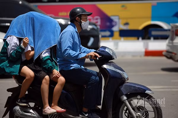 Du bao thoi tiet 20/6, Ha Noi nang nong gay gat, tien den moc 39 do