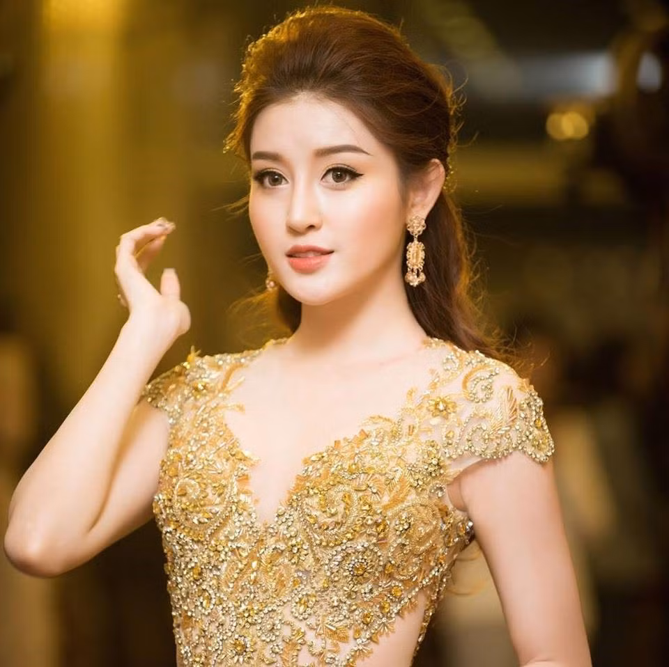 Sau khi chính thức trở thành Á hậu 1 của cuộc thi Hoa hậu Việt Nam 2014, tính đến thời điểm hiện tại, Huyền My vẫn luôn là cái tên nhận được sự quan tâm lớn từ công chúng.