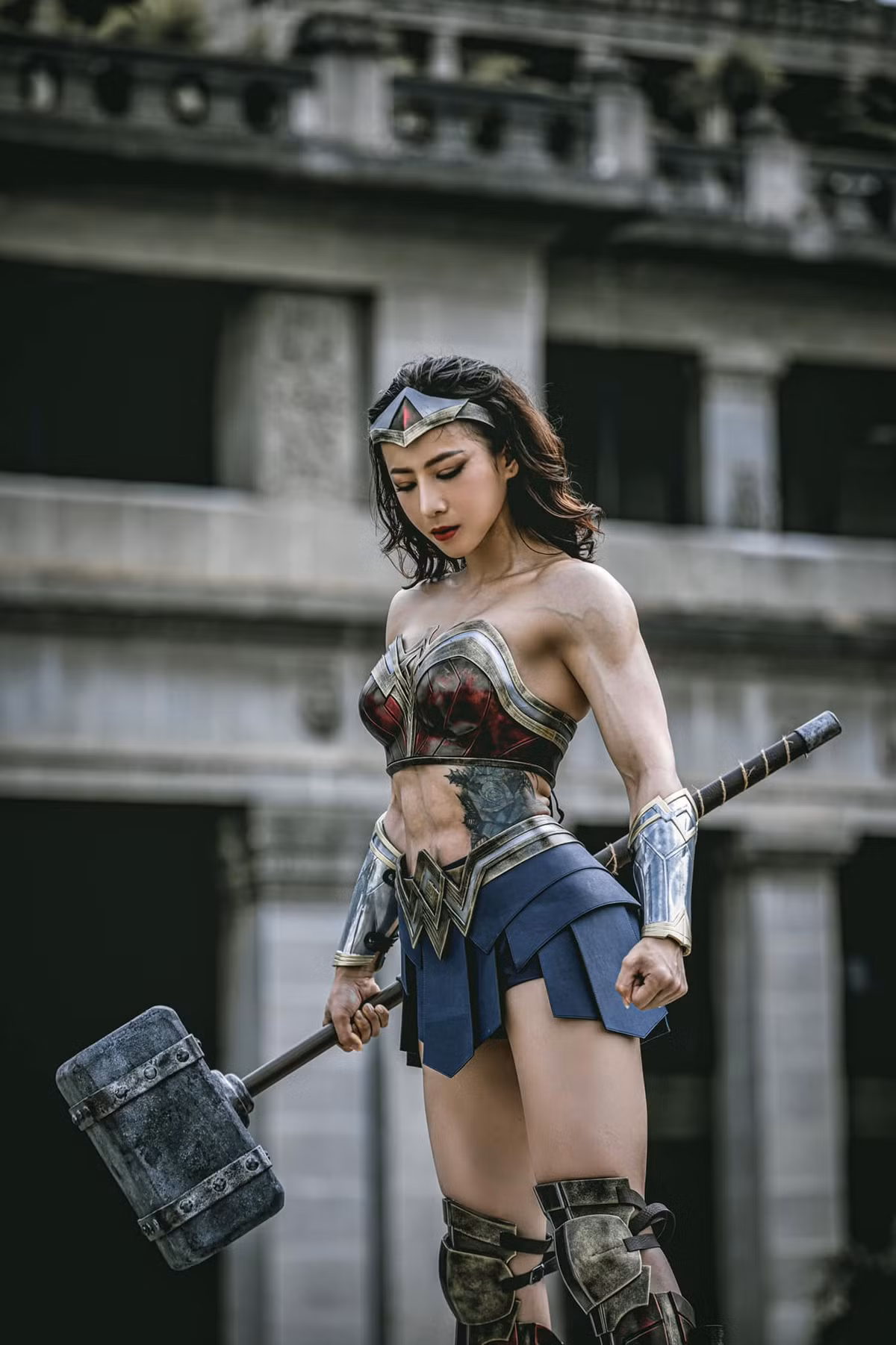 Để có được thành quả như ngày hôm nay, nữ gymer này đã phải nỗ lực tập luyện rất nhiều. Hầu hết thời gian trong ngày của Nguyên Thi đều diễn ra trong phòng tập gym.