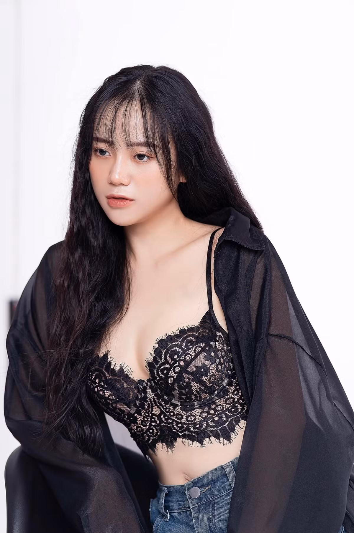 Cộng đồng mạng đang nóng lòng chờ đón những dự án tiếp theo từ Mai Linh Zuto, người đẹp không chỉ có vẻ ngoài hấp dẫn nhưng còn có ý chí và đam mê của mình.