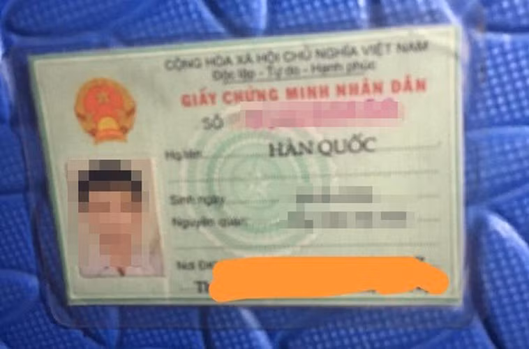 Đầu tiên, mình là một người yêu thích Châu Tinh Trì cũng như các bộ phim của ông. Mình lại trùng ngày sinh nhật với thần tượng nữa nên thành ra cái tên Châu Tinh Trì đã theo mình từ rất lâu. Sau này mình gặp vợ lại mang họ Châu, người gốc Hoa. Vì thế mình càng có thêm cơ duyên cho cái tên Trần Châu Tinh Trì. Vừa có cả họ mẹ trong tên bé, vừa lấy được tên theo mong muốn mà cả hai vợ chồng yêu thích”. Anh Đ.T cho biết thêm.