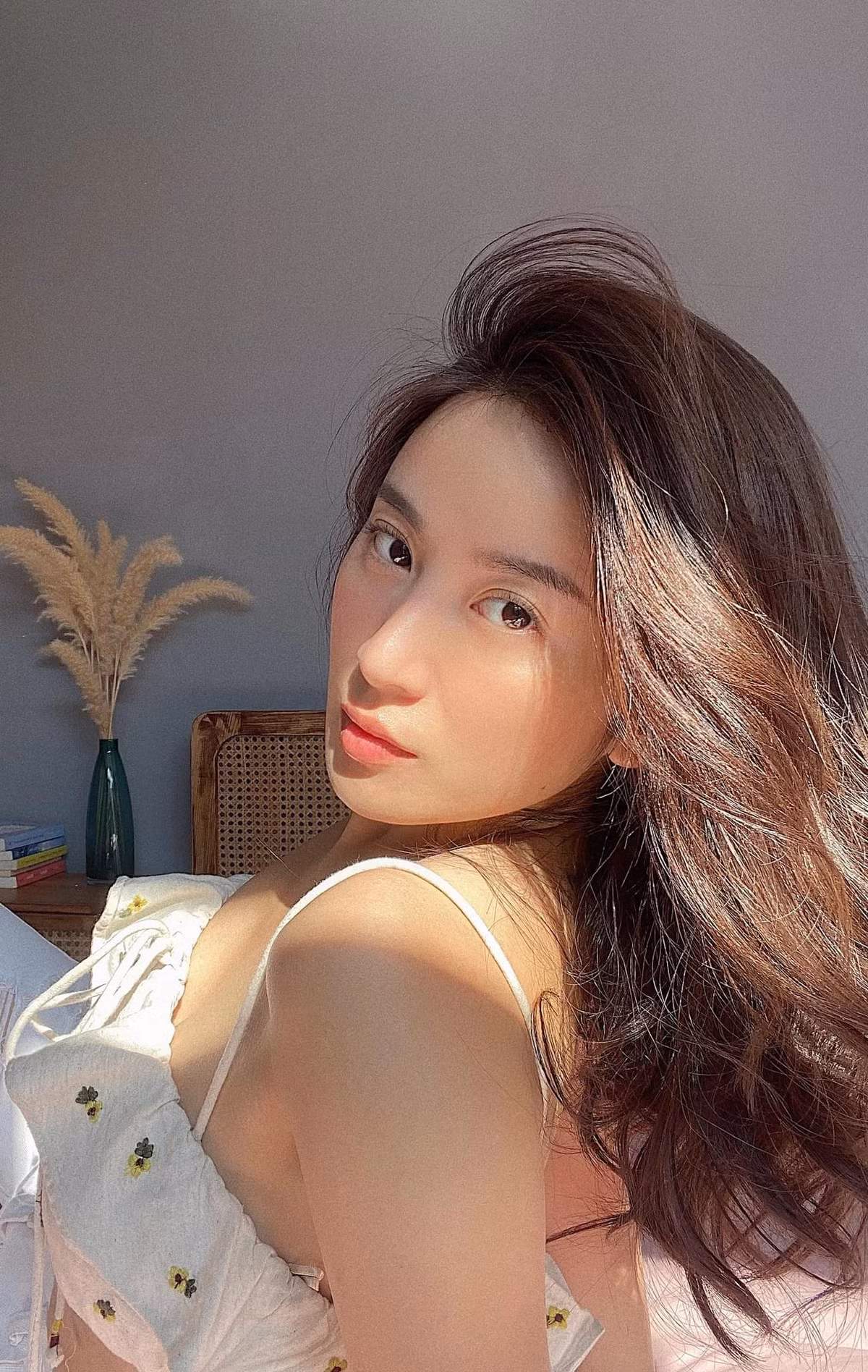 Ngọc Anh cũng có cuộc sống sang chảnh mà nhiều cô gái mơ ước. Miss Audition thường xuyên đăng tải những bức ảnh đi du lịch, tận hưởng tại các khu nghỉ dưỡng cao cấp.