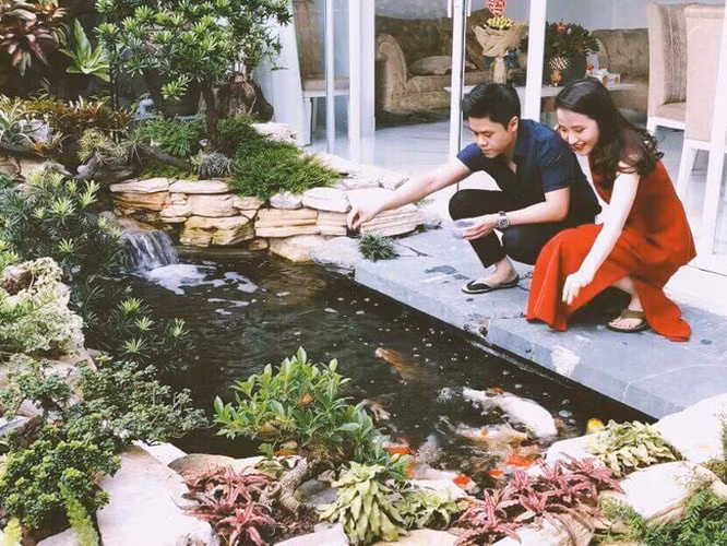 Hậu kết hôn, Phan Thành lẫn Primmy Trương rất ít khi chia sẻ khoảnh khắc gia đình.