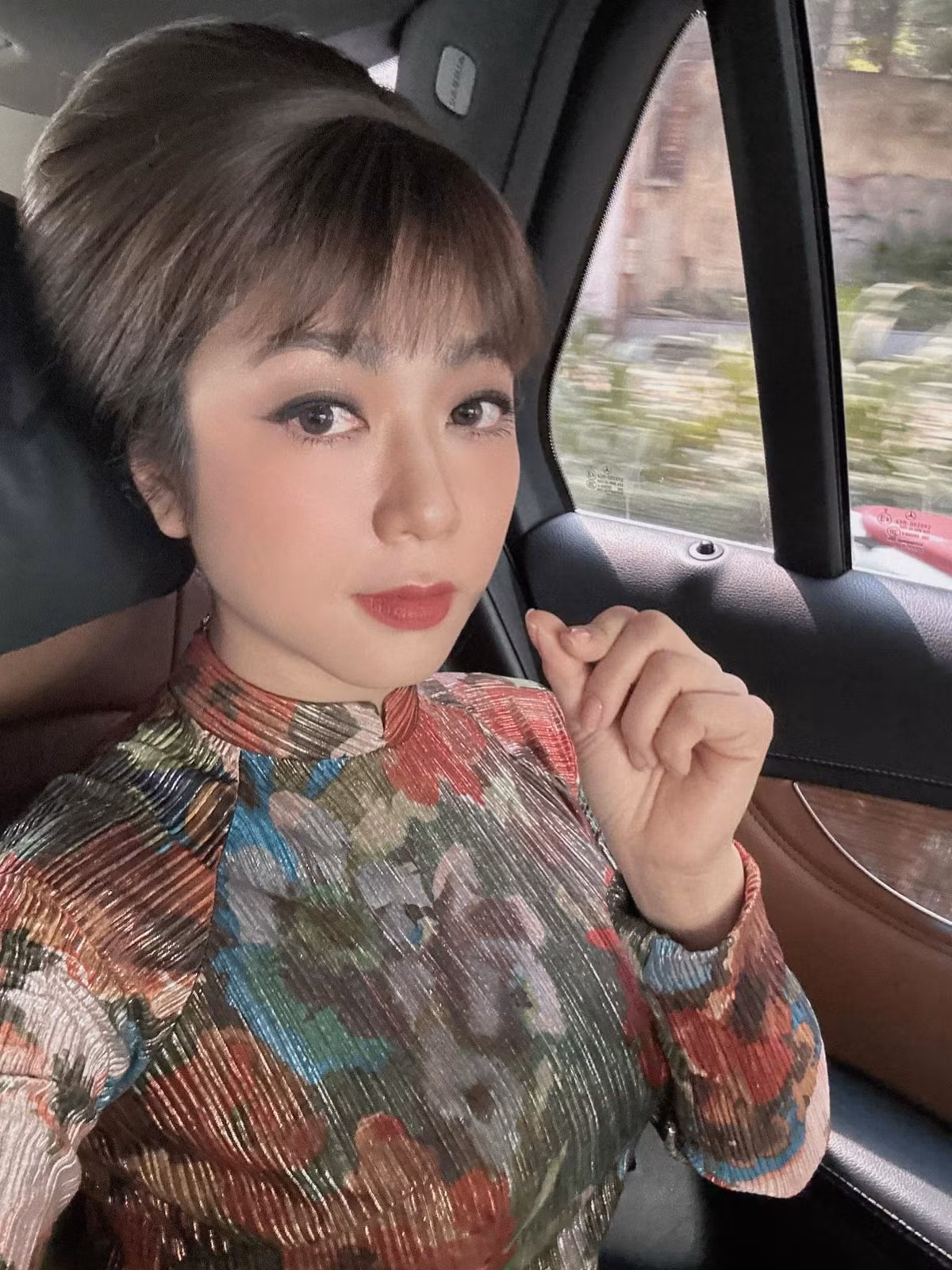Theo Hà Thanh Xuân, những ngày cuối năm cũ, đầu năm mới cô bận rộn với lịch biểu diễn dày đặc.