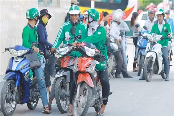 Vi sao tai xe xe om, xe grab o TP.HCM khong duoc nhan ho tro tu goi 886 ty?-Hinh-2