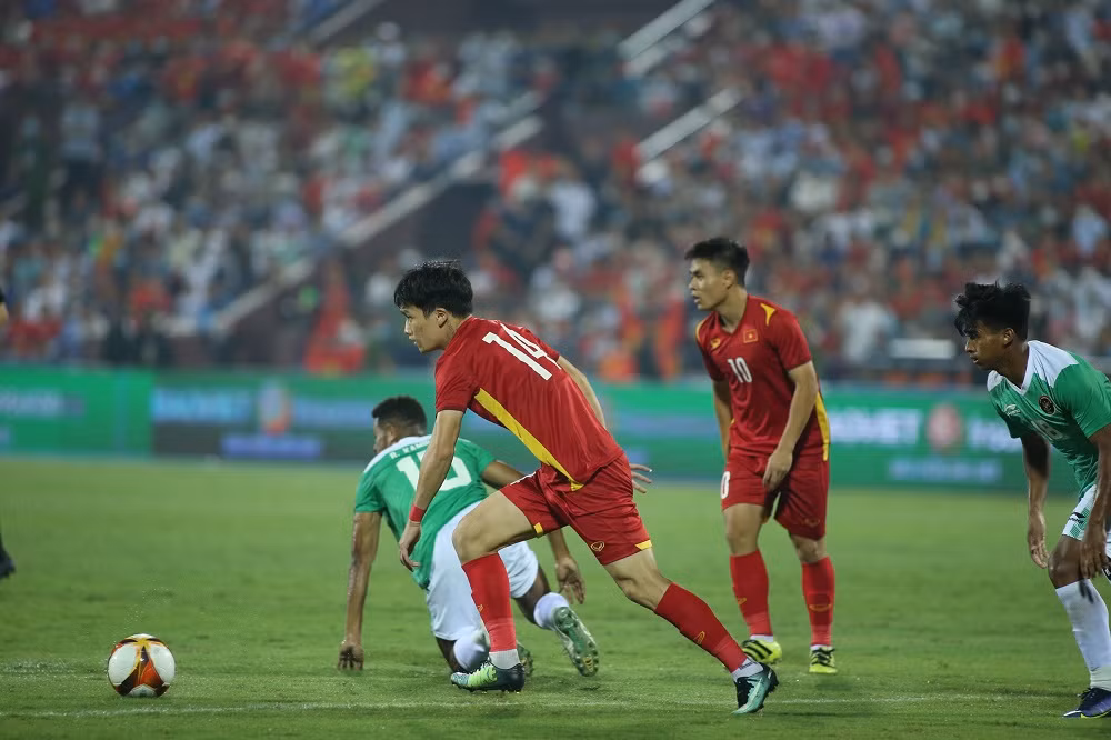 Thang U23 Indonesia 3 sao, U23 Viet Nam khang dinh vi the anh lon-Hinh-6