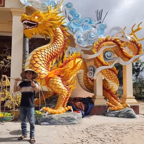 Duong dua linh vat rong tiep dien Phu Tho duoc goi ten
