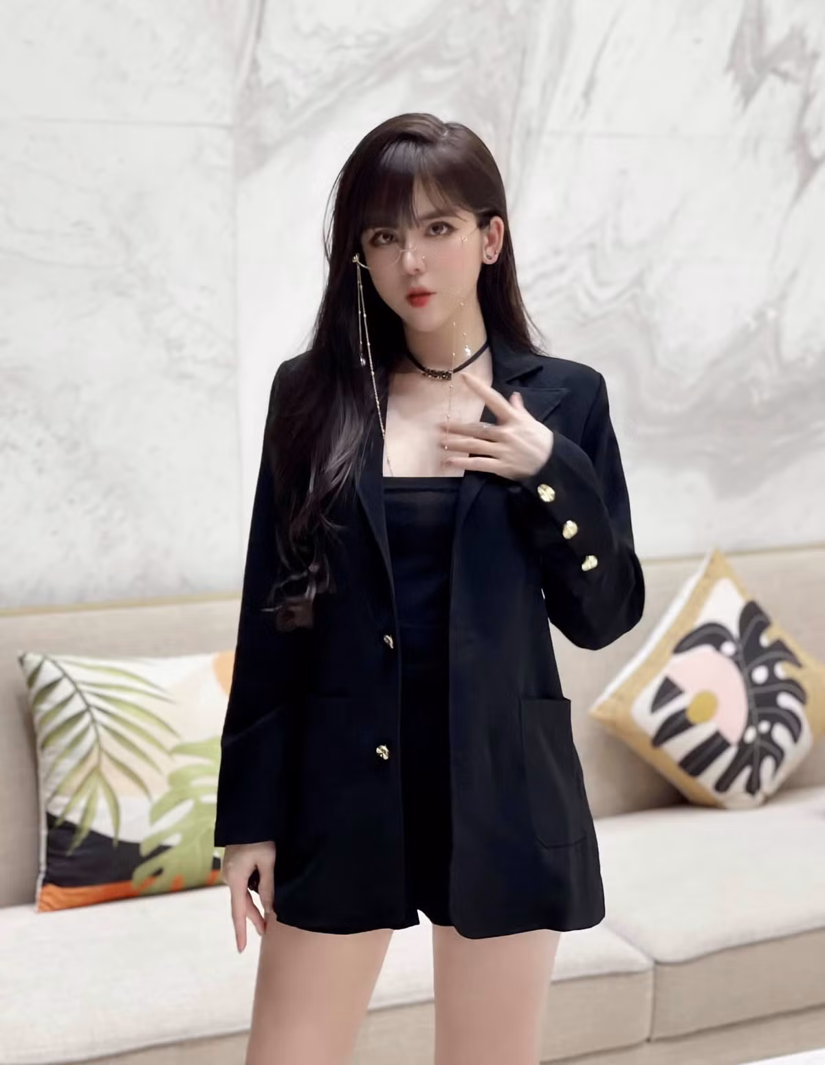 Nhan sắc hiện tại của cựu hot girl trường báo khiến ai nấy cũng trầm trồ.