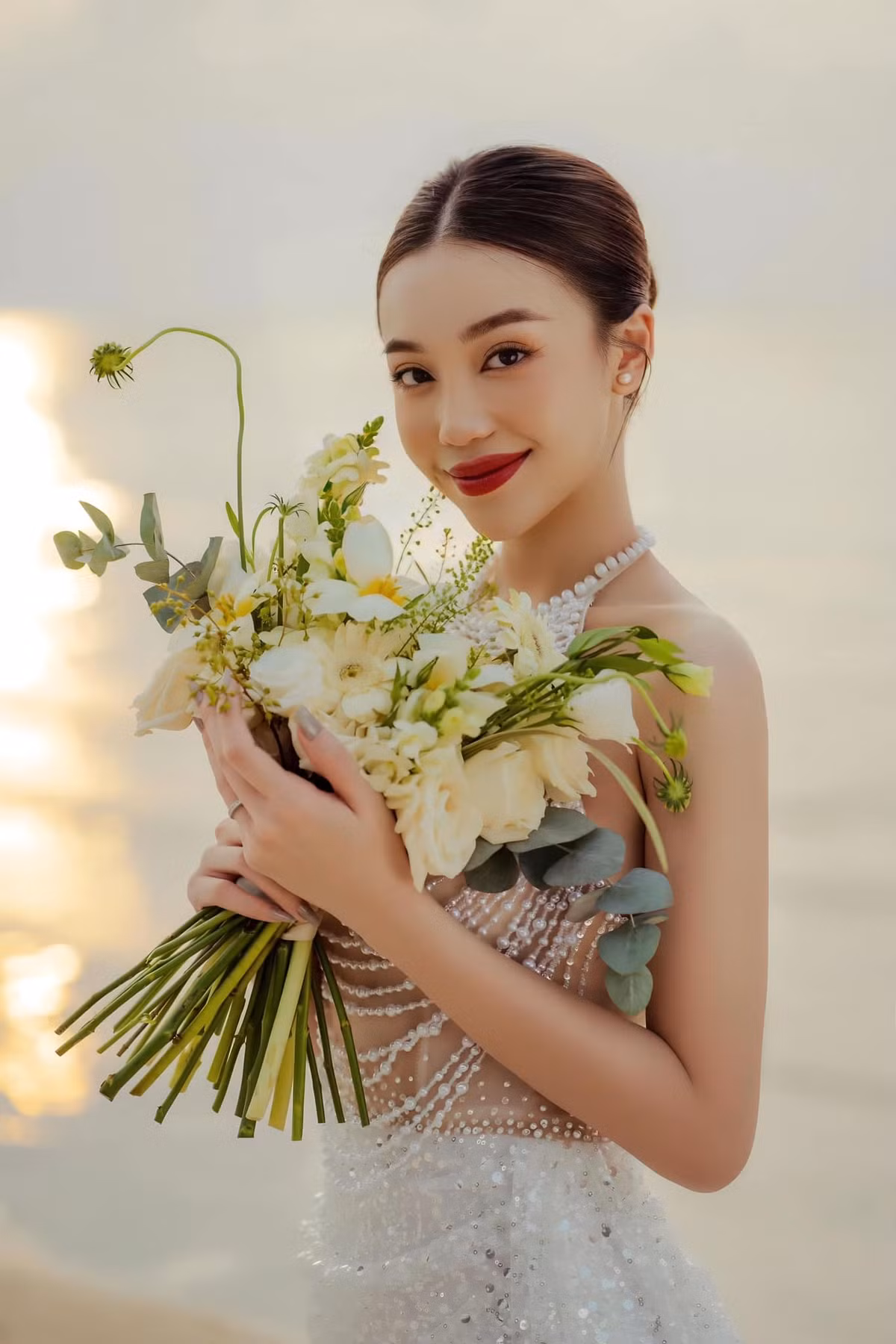 "Xinh quá Thùy Vi ơi", "Tiết mục viral nhất mấy ngày qua luôn đó", "Mặt tươi quá nàng ơi",... là những bình luận của dân mạng.