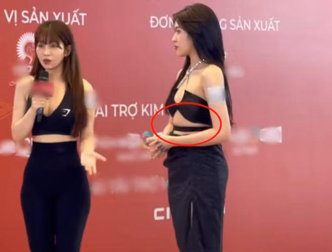 Thời gian qua, hot girl Trần Thanh Tâm bị chỉ trích vì nhan sắc ngoài đời kém xinh, thân hình không khác gì lực sĩ khi lên sóng truyền hình, hay tham gia cuộc thi người đẹp.